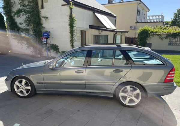 Mercedes-Benz Klasa C cena 19900 przebieg: 219000, rok produkcji 2004 z Myślibórz małe 211